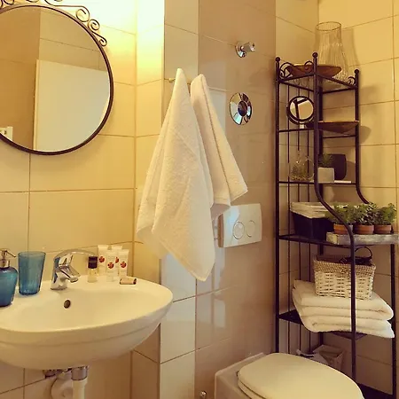 Belle View Apartman *
